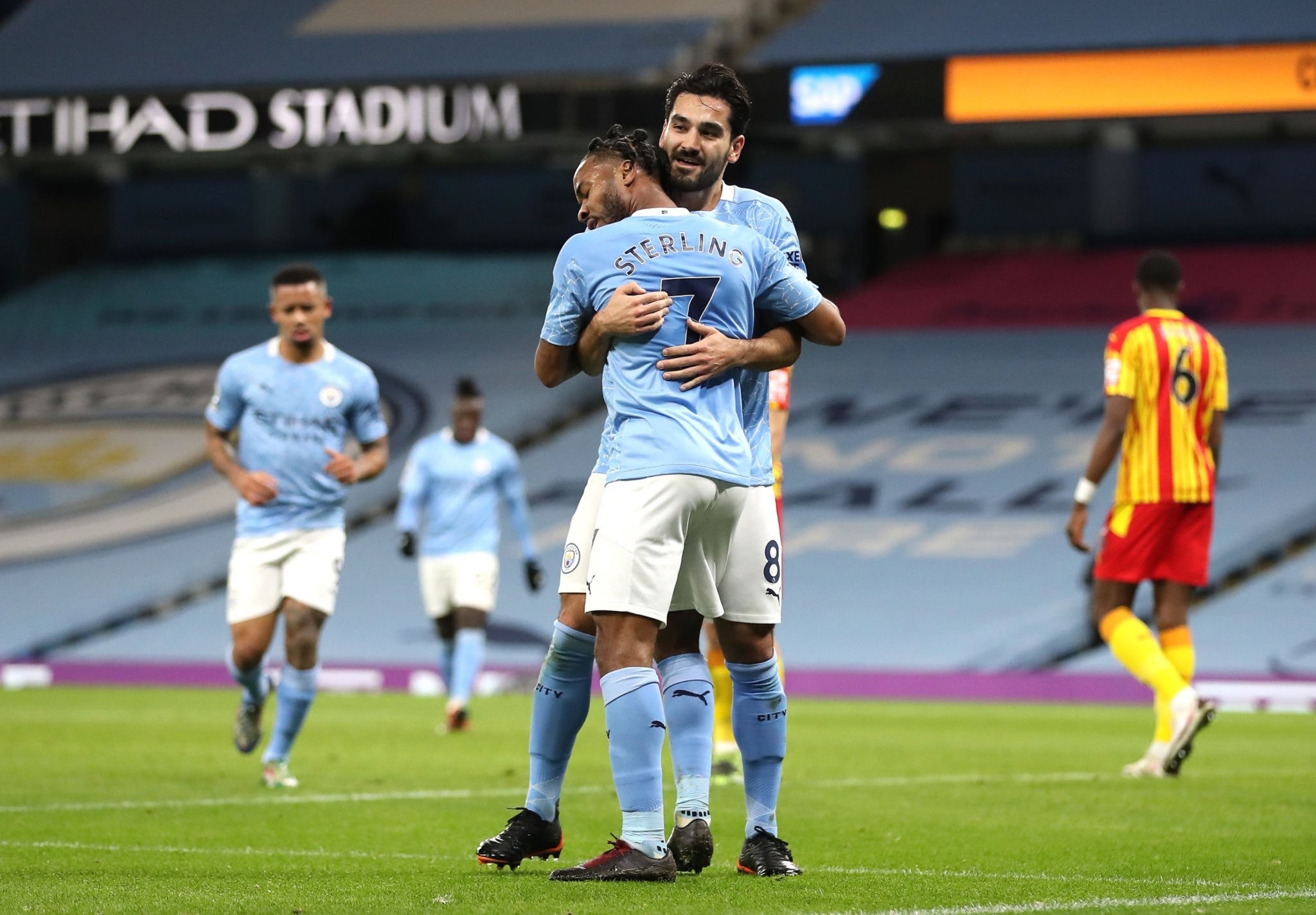 姆伯莫能够 姆伯莫能够